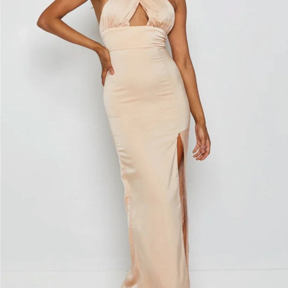 Higher Love Formal Dress Perfect for Prom ~ Champagne - Beginning boutique NWT - Picture 4 of 8